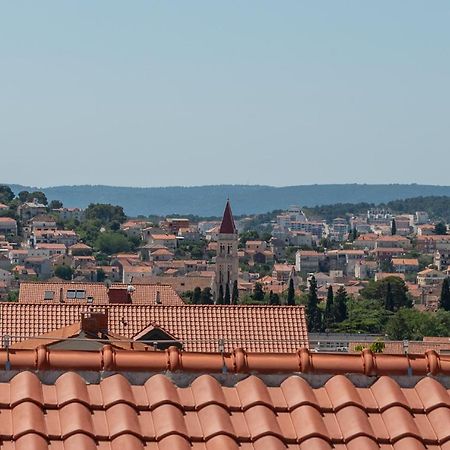 Apartament Apartman Lotos Trogir Zewnętrze zdjęcie