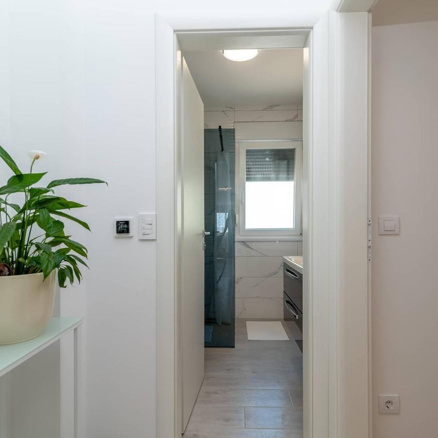 Apartament Apartman Lotos Trogir Zewnętrze zdjęcie