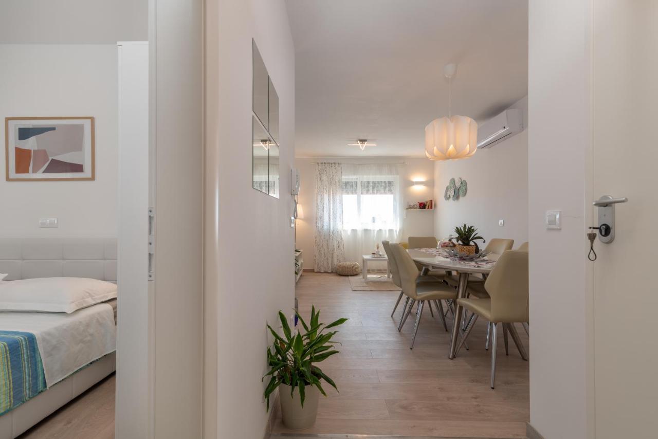 Apartament Apartman Lotos Trogir Zewnętrze zdjęcie