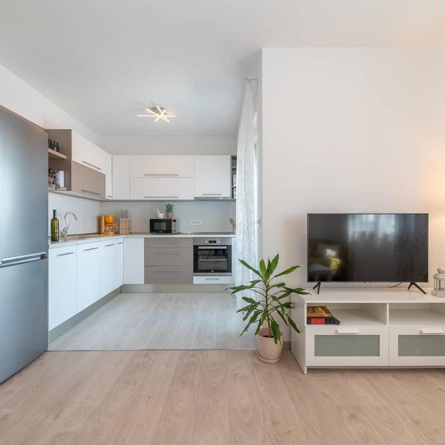 Apartament Apartman Lotos Trogir Zewnętrze zdjęcie
