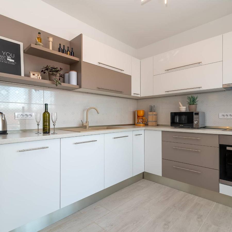 Apartament Apartman Lotos Trogir Zewnętrze zdjęcie