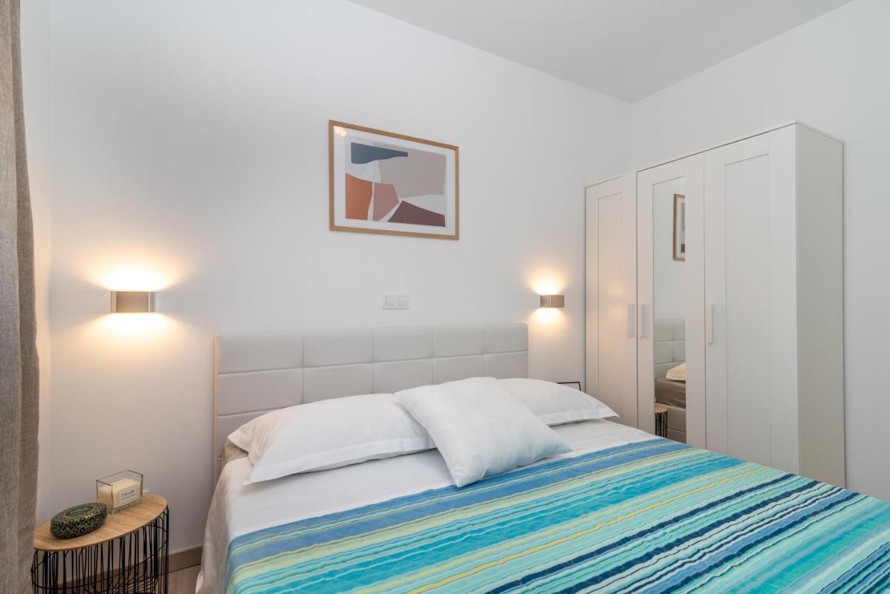 Apartament Apartman Lotos Trogir Zewnętrze zdjęcie