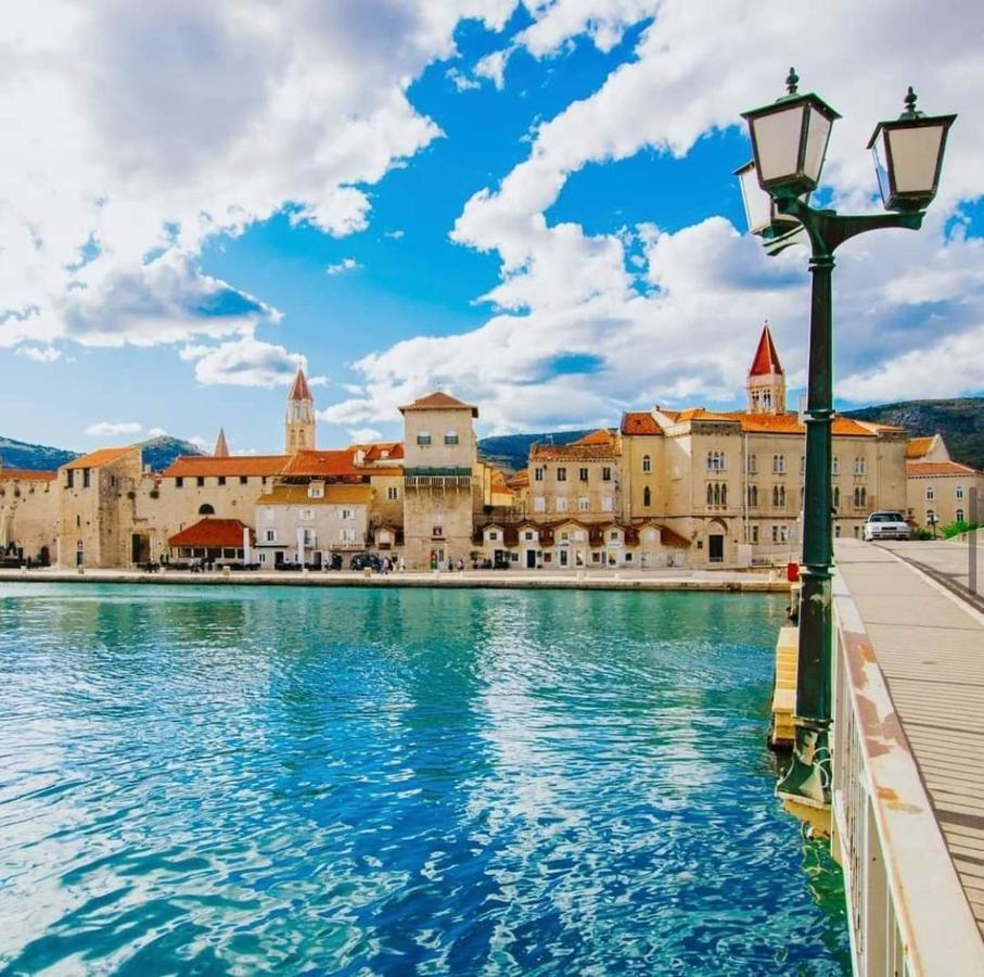 Apartament Apartman Lotos Trogir Zewnętrze zdjęcie